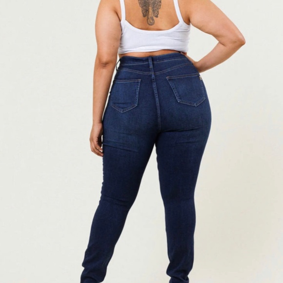 Plus Size Jeans - Picture 3 of 3